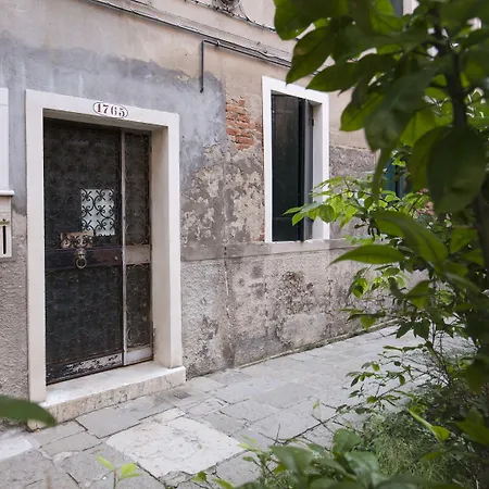 Casa Del Melograno-2